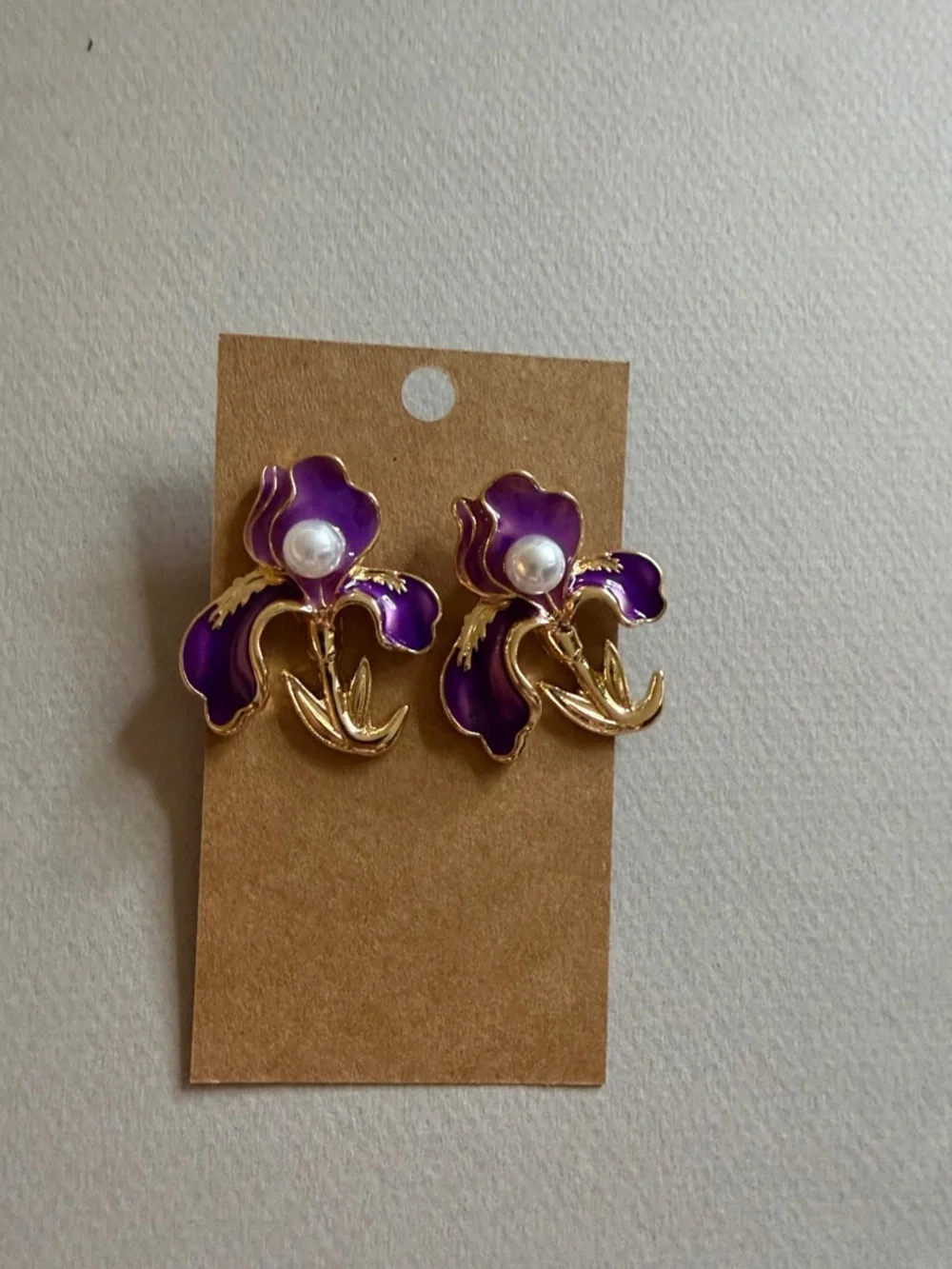 Purple flower earring A1826 - Picture 4 of 4